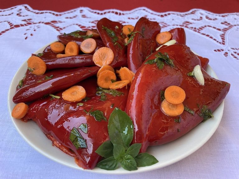 Ardei umpluți cu varză